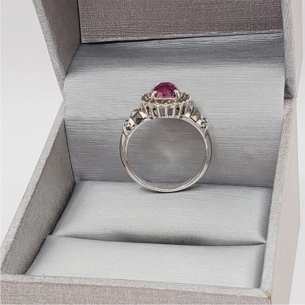 Ruby Ring - Picture 2 of 8